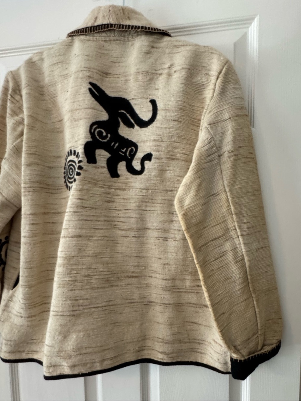 Vintage Tapestry Jacket with Southwest-Inspired Motif - Picture 6 of 6
